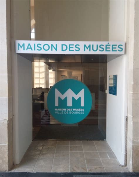 Visite express "La prise d'Avaricum d'Emile Popineau"