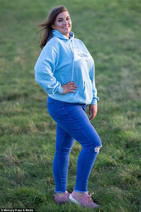 Cannock Mum Regains Her Curves To Be A Plus Size Model Daily Mail Online