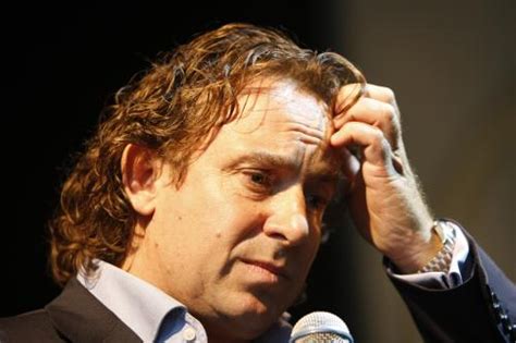 (c) 2006 universal music b.v., the netherlands #marcoborsato #rood #vevo. FOK.nl