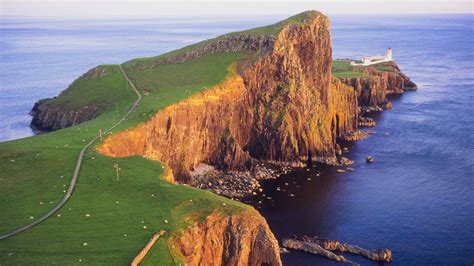 Neist Point Lighthouse Glendale Isle Of Skye Scotland Free Nature