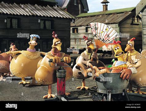 Chicken Run 2000 Rocky Mel Gibson Pampered By The Hens Babs Jane Horrock At Far Left