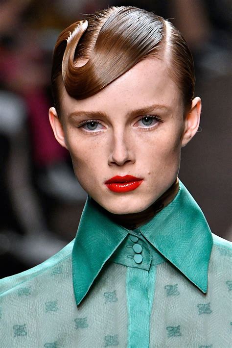 The Best Hair And Makeup Trends From The Fall 2019 Fashion Shows High