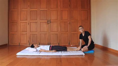 Foot Fold Reviewing Thai Massage Techniques With Kam Thye Chow Youtube