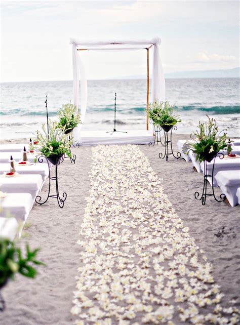 Best Beach Wedding Aisle Decoration Showing Romantic And Awesome Feel