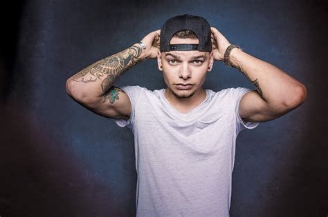 Download and listen online your favorite mp3 songs and music by kane brown. Listen Kane Brown Gets Sentimental In Sweet New Ballad ...