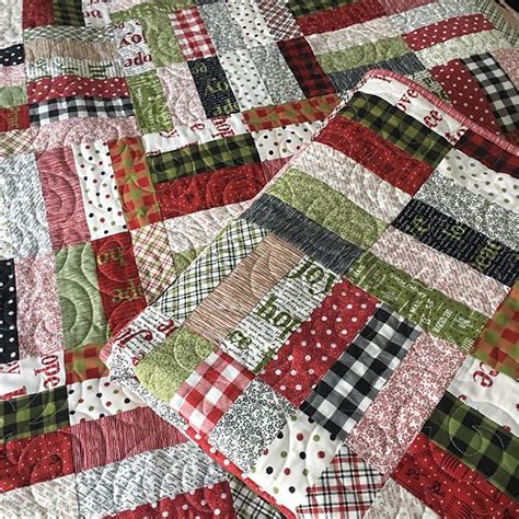 Jelly Roll Quilt Jellyroll Quilts Christmas Quilt Patterns