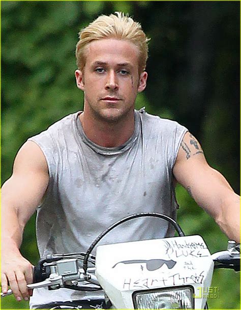 Ryan Gosling Bleach Blond Hair Photo 2564337 Ryan Gosling Pictures