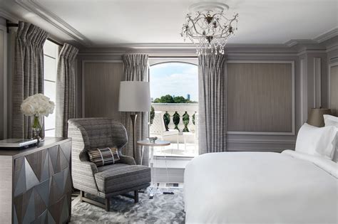 Luxury Paris Accommodations Rosewood Hôtel De Crillon