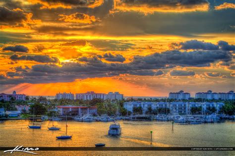 Sunrise Over Singer Island Marina At Palm Beach Shores Royal Stock Photo