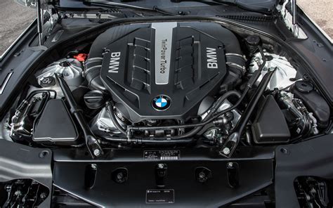 2013 bmw 6 series 650i gran coupe powered by 4.4l v8 gas engine. Cars Model 2013 2014: Audi S7 vs BMW 650i Gran Coupe vs ...