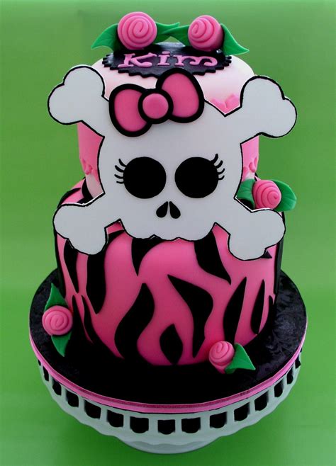 Girlie Skull Cake Love This Cakeso Cute Skull Cake Cake Cupcake