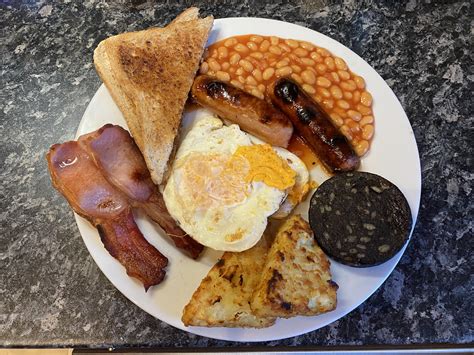 2nd Attempt Of A Homemade Fry Up By An American Living In London I