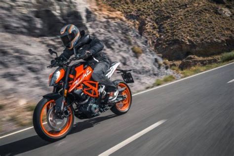 Yamaha fz25 and ktm duke 250 were launched a few days back in the 250 cc entry level sport motorcycle segment. 2017 KTM Duke 250 India Price, Specifications, Top Speed ...