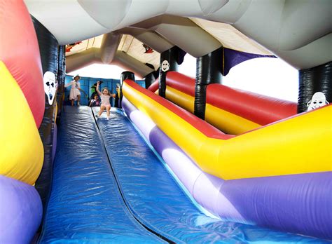 Inflatable Slide For Hire Melbourne 03 9555 6606