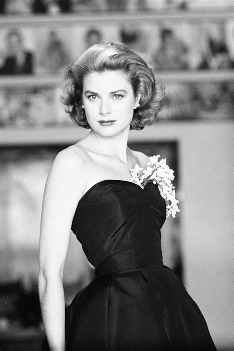 30 Old Hollywood Stars Looking Impossibly Glamorous Princess Grace Kelly Grace Kelly