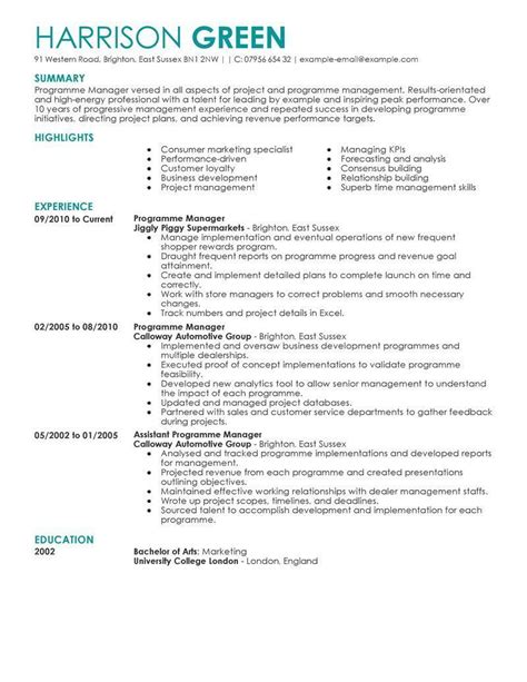 It can be used for applications in any career field and printed on a4 paper. Management Resume Examples | Management Sample Resumes | LiveCareer | Resume examples, Police ...