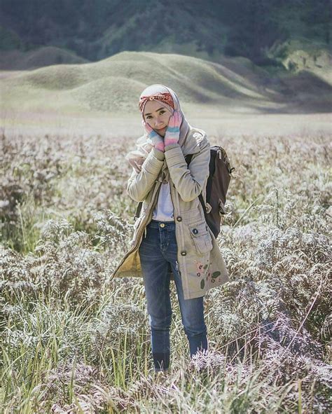 Muslim Wallpaper Girl - Wallpaper Hijab