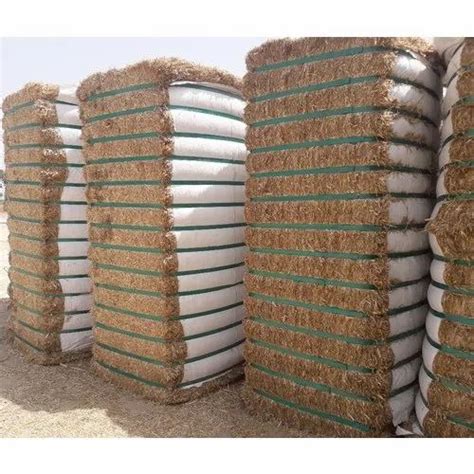 Wheat Straw Bale Pack Packaging Type Bales Packaging Size 25 30 Kg