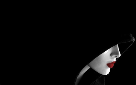 64 Red Lips Wallpapers