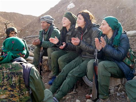 Civilians On The Front Lines Against Isis Kurds Plead For Help In Isis Fight Pictures Cbs News