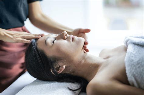 Massage Shiatsu Crânien Les Bienfaits De Ce Massage De La Tête Planet Medica