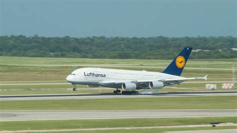 A380 Landing Wallpaper (75+ images)