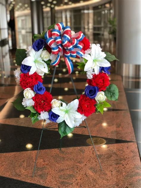 The most dependable florist in arlington, garden city florist, has the perfect get well gifts you can send to your loved one! 21" ETERNAL REMEMBRANCE SILK WREATH FOR GRAVESITE in ...