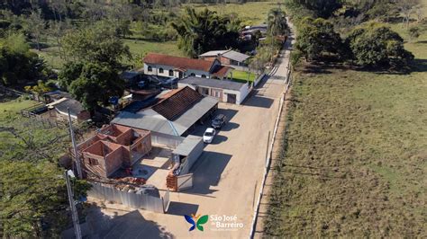 Centro Comunit Rio No Bairro Do M Ximo As Obras N O Param Prefeitura