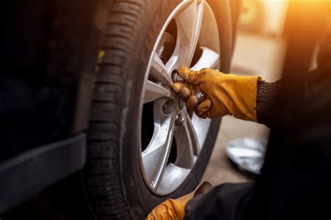 Dvsa Enforces Ban On Tyres Over 10 Years Cvw