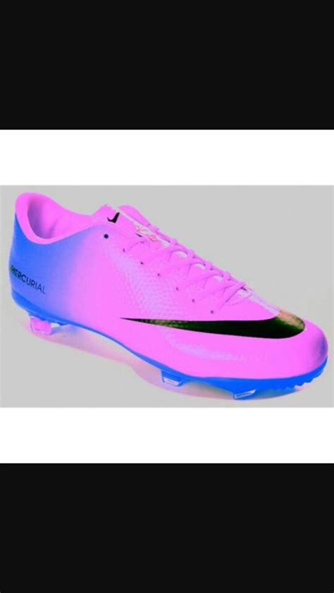 Bright Neon Cleats I Love These Pink Soccer Cleats Soccer Cleats