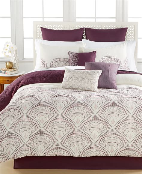 There are 9821 king size comforter set for sale on etsy, and they cost $56.12 on average. Macy's: Beautiful 8 - 10 Piece Bedding Sets As Low As $39 ...
