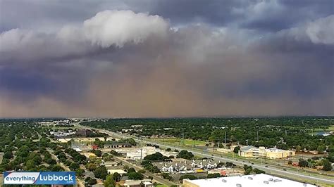 Dust Storm Blows Into Lubbock On Monday Youtube