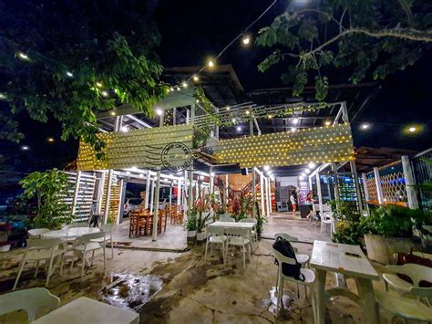 You enter via the shop, where you can find all. Pallet Garden Cafe @ Lebuh Carnarvon, Georgetown, Penang ...