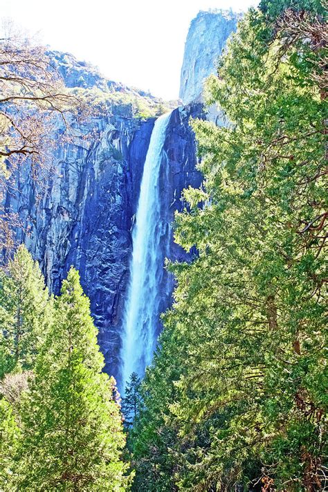 Bridalveil Falls In Yosemite Valley Yosemite National Park California