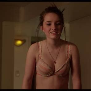 Kaitlyn Dever Nude Leaked From Bathroom Scandal Planet