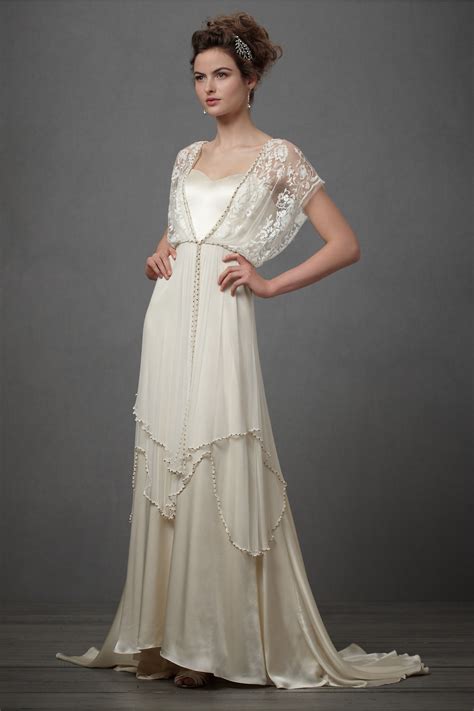 Find the dress of your dreams with our guide to the best casual wedding dresses for every bride. 1920s Wedding Fashion Trends | Wedding Dress Inspiration