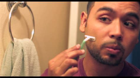How To Get A Great Shave Using A Disposable Razor No More Razor Bumps