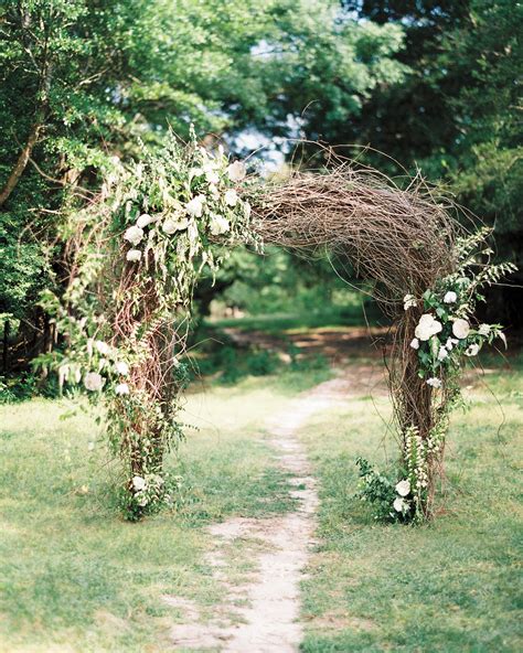 73 Wedding Arches That Will Instantly Upgrade Your Ceremony Wedding Arch Wedding Arch Rustic