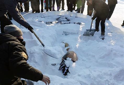 Iceman Survives Burial Almost Naked In Snow Grave For 13 Minutes In