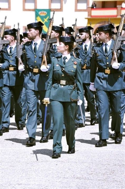 guardia civil 🇪🇸 ajfr mnbjh en 2023 uniformes militares españoles guardia civil españa de franco