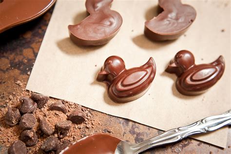 But, they also need to stay that way. How do I Use Silicone Molds With Chocolate? | Chocolate molds recipe, Chocolate candy recipes ...