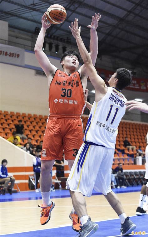 The site owner hides the web page description. SBL Live》林韋翰決勝節怒砍9分 裕隆力克璞園終止連敗 - 自由體育