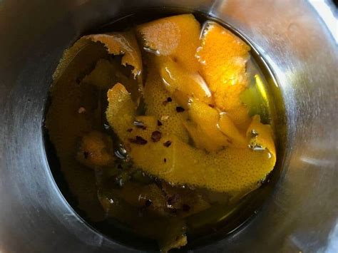 Marinated Olives With Oregano And Oranges She Loves