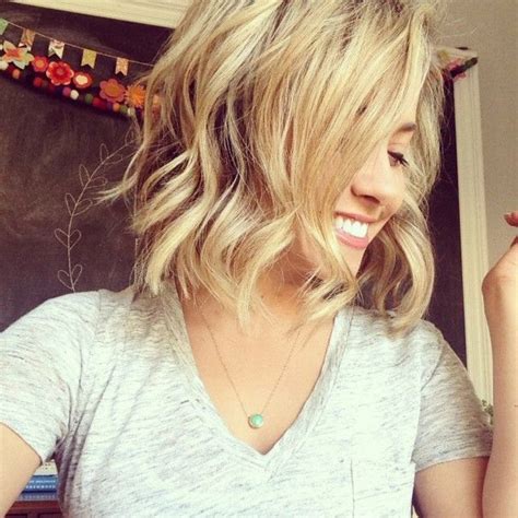 How To Get Beachy Waves For Short Hair With A Straightener Beach Waves