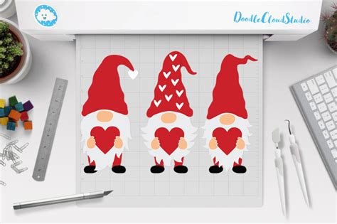 Free Free 219 Love Gnome Svg Free SVG PNG EPS DXF File