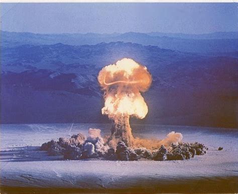 Best 10 Mushroom Cloud Ideas On Pinterest Nuclear Bomb