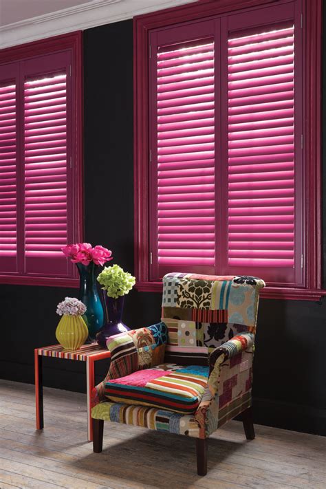 Window blinds are made up of materials like wood, bamboo, aluminium, plastic or composite materials. Dress Up Your Beautiful Home with Pretty Window Blinds ...