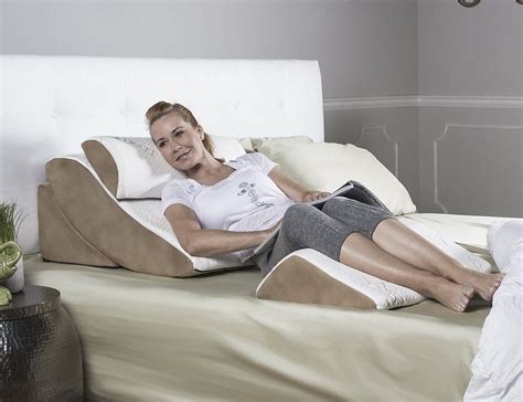 Foam wedges, wedge pillows, rolls and leg supports can be useful in providing comfortable position changes. Kind Bed Orthopedic Support Pillow » Gadget Flow