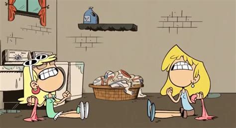 The Loud House Leni And Lori Ripped A Sweater By