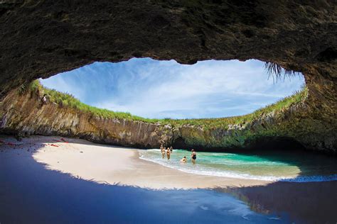 These Are The Worlds Most Spectacular Hidden Beaches Today